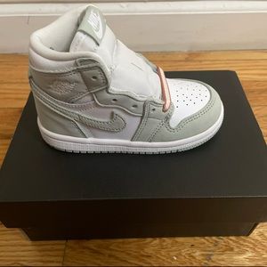 Jordan 1s sea foam toddler 7C